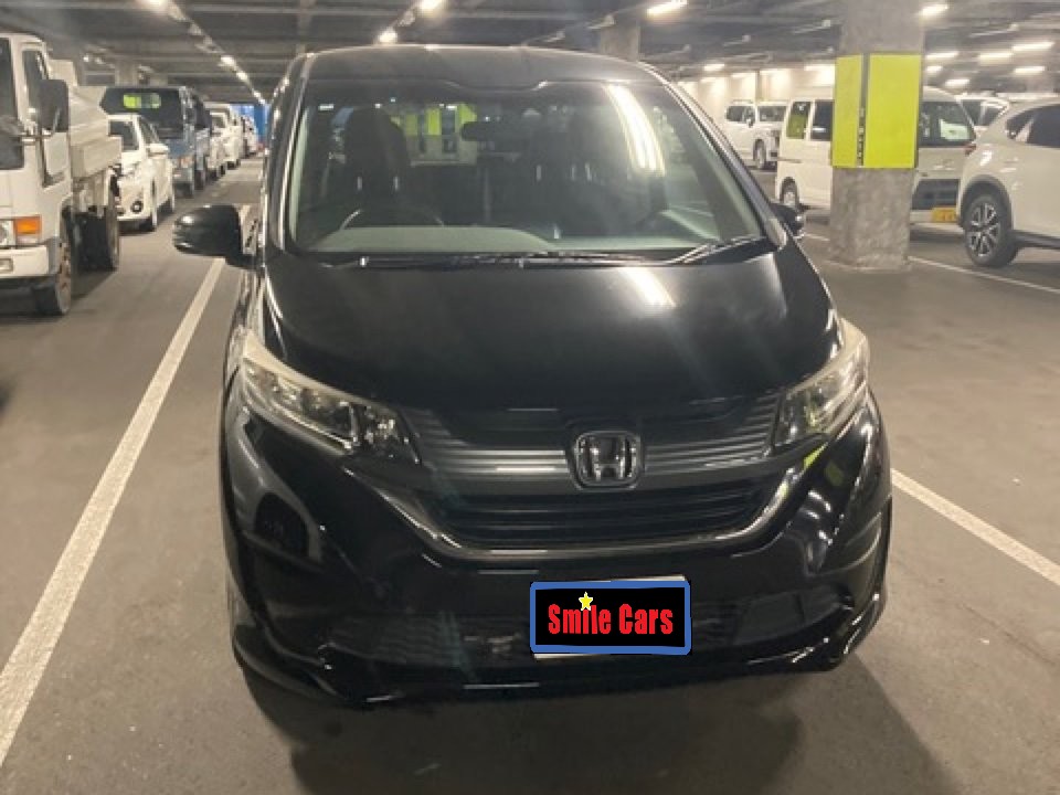 フリード Gホンダセンシング H30年 買取 100万円